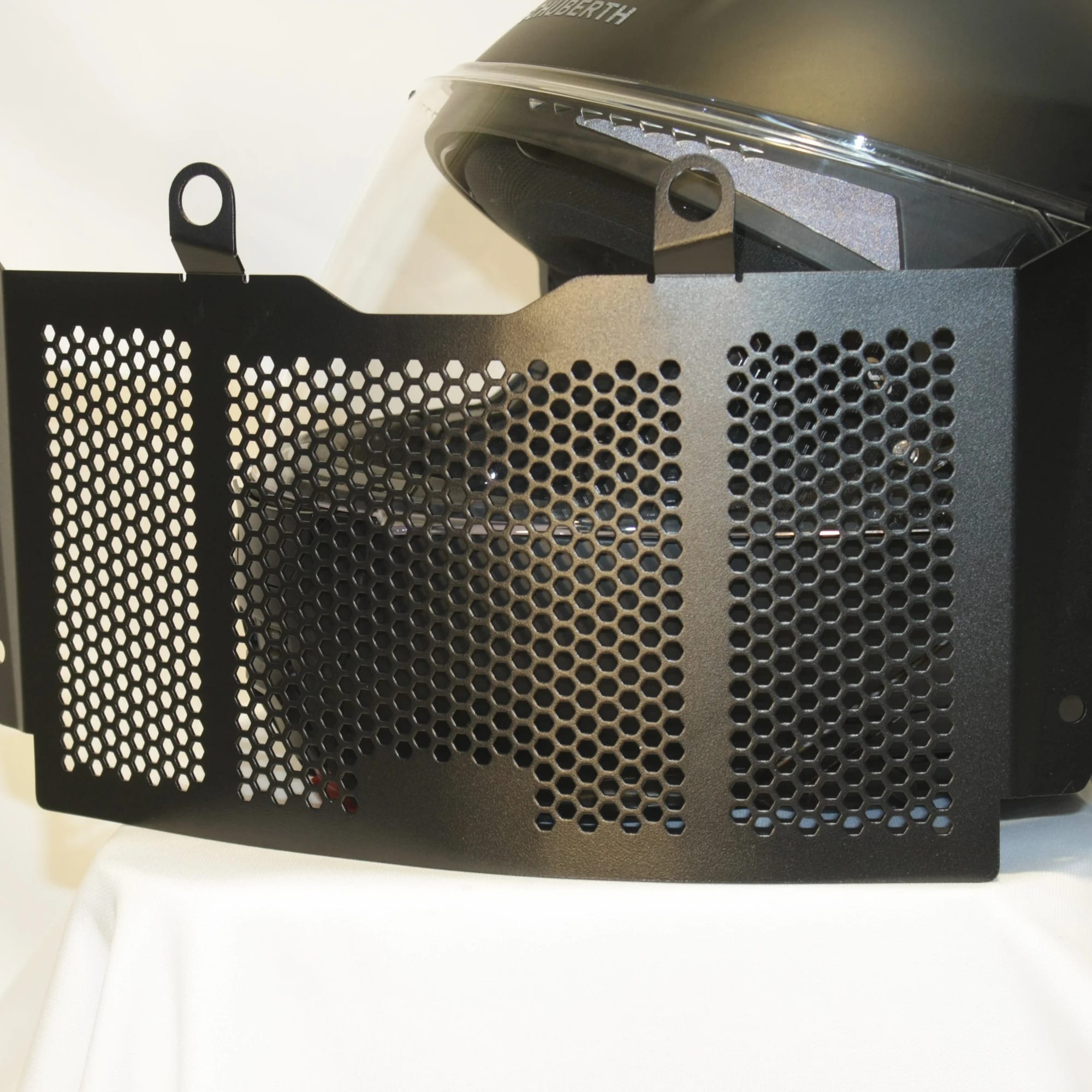 KTM Duke 250/390 ADV Radyatör Koruma — cepheden görünüm